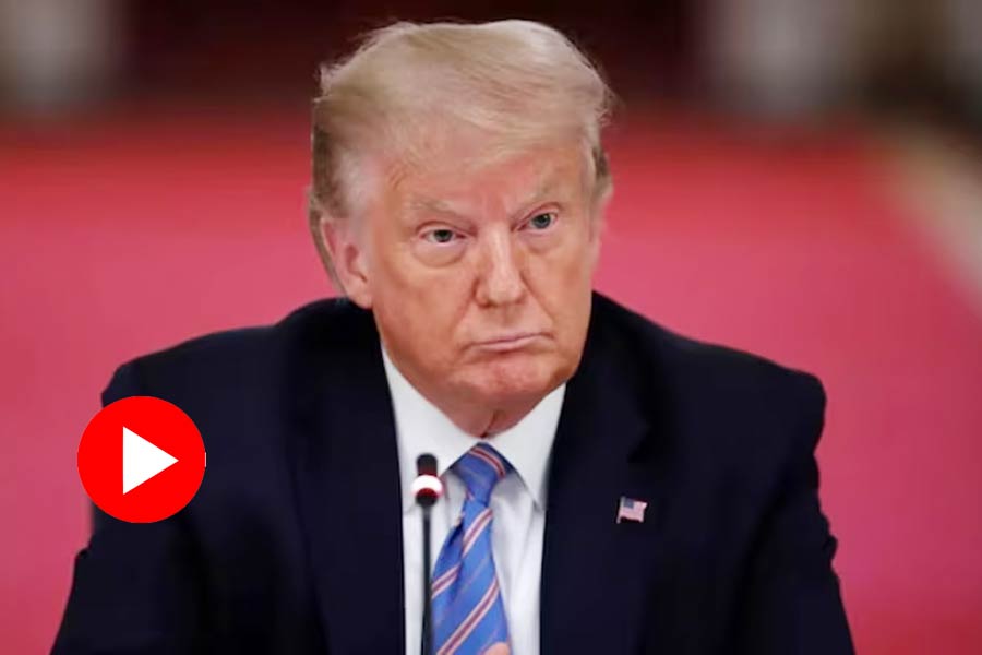 Internet shows concern about Donald Trump’s health as he was seen limping