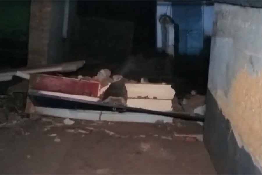 A school collapsed due to the landslide dgtld