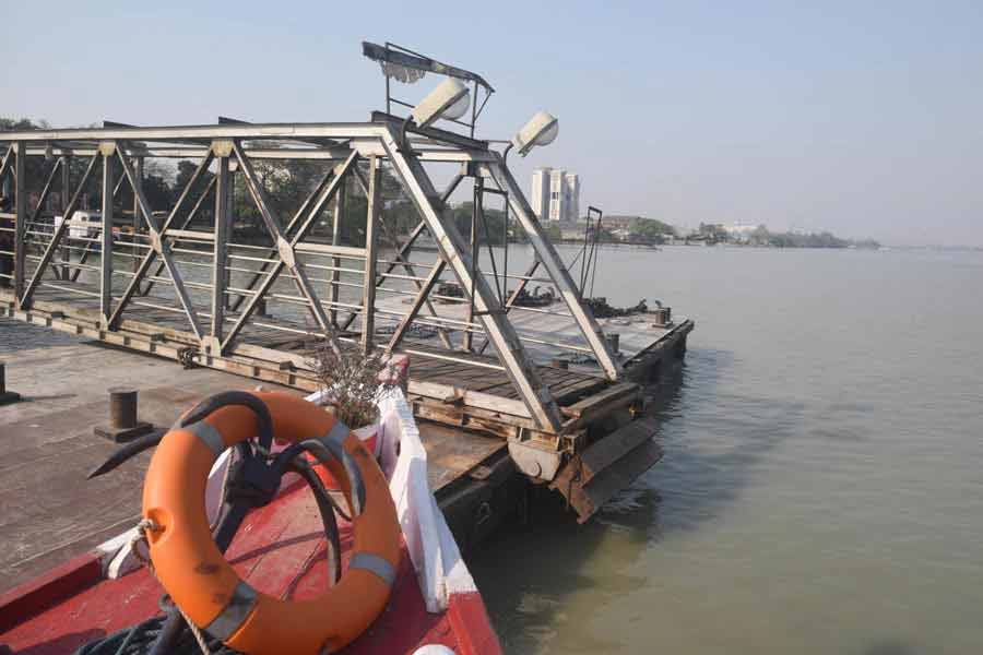 শিবপুর জেটি।