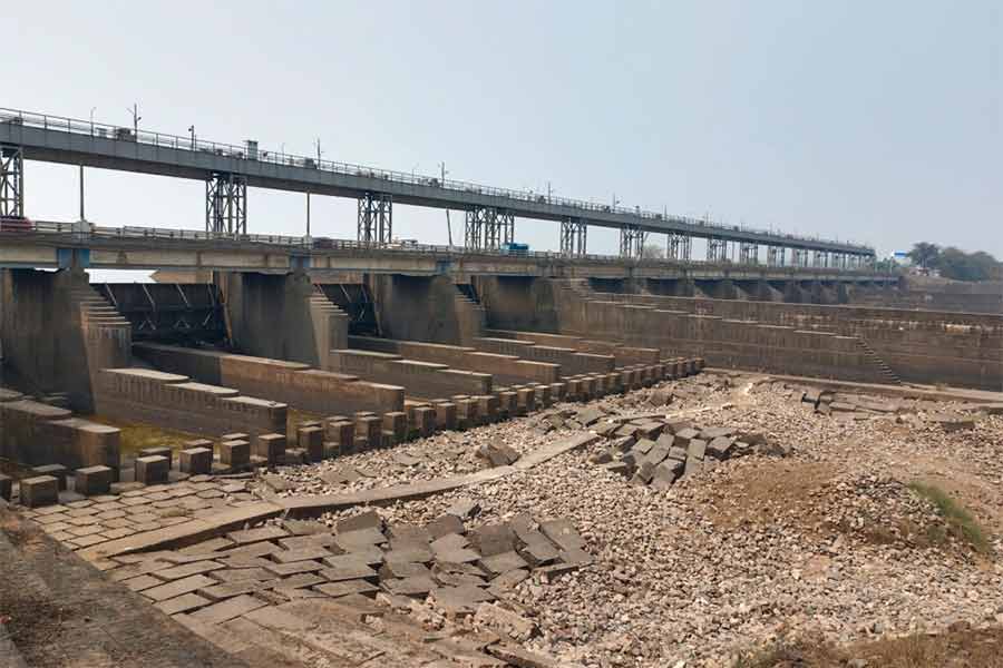 Despite delay, Birbhum District Administration ready to start renovation work of Tilpara Barrage