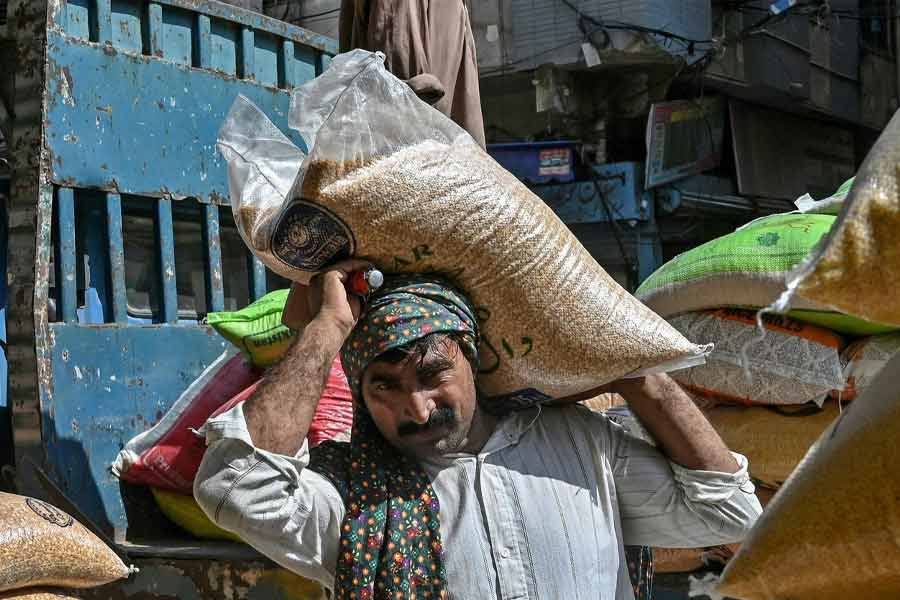 Pakistan has found reserves of gold in the Indus River 