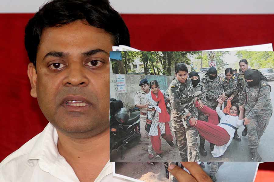 Role of police comes under fire in the wake of Jadavpur incident