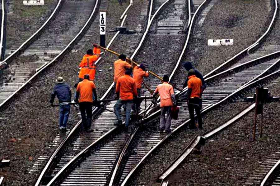 Indian Railway Board cancels all pending departmental Group C selection due to irregularities dgtl