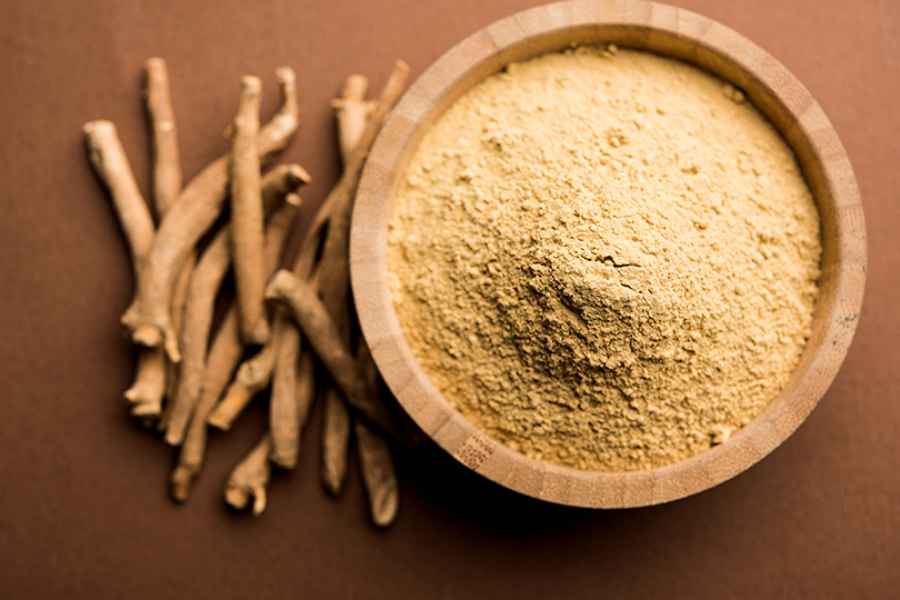 চুল পড়ার সমস্যা কমাতে পারে অশ্বগন্ধা।