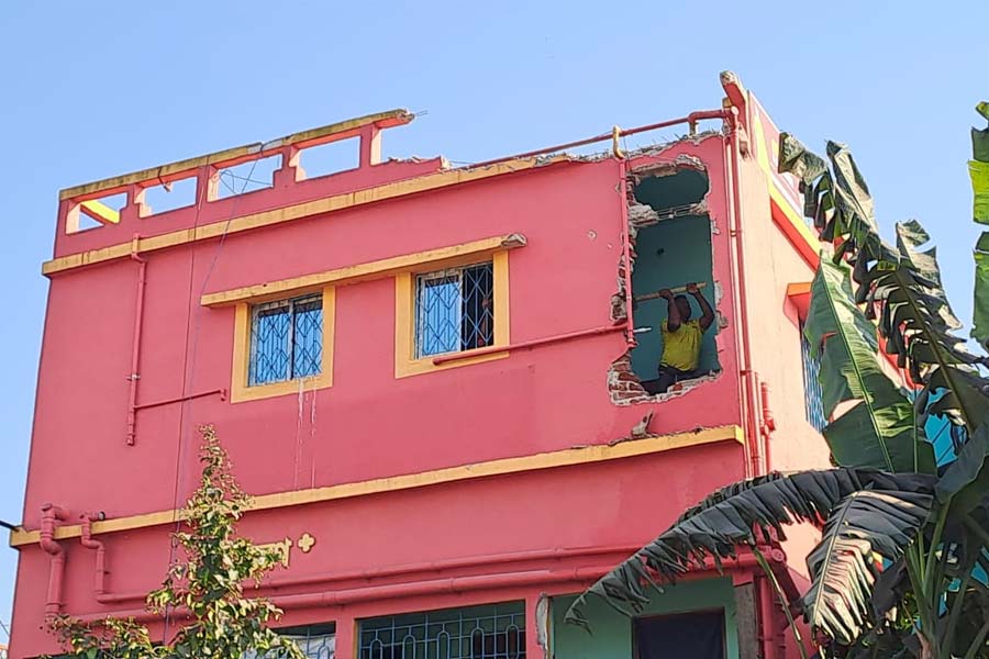 Complainant's house also demolished while evicting illegal occupants in Egra dgtld