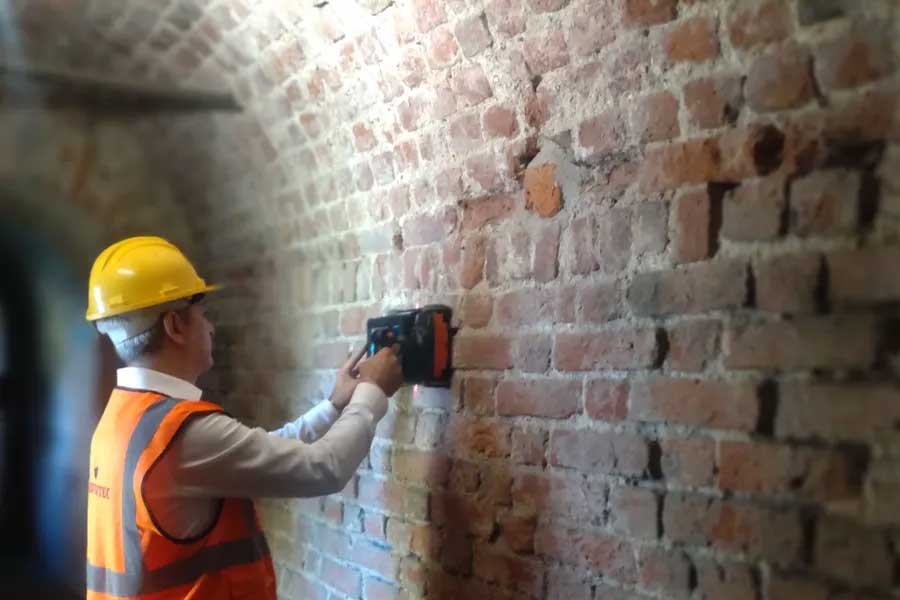 A mysterious tunnels hidden castle sketched by Leonardo da Vinci 