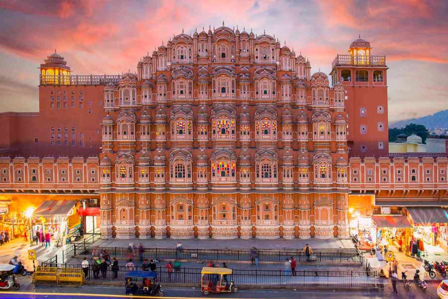 জয়পুর হতে পারে একলা ভ্রমণের গন্তব্য।