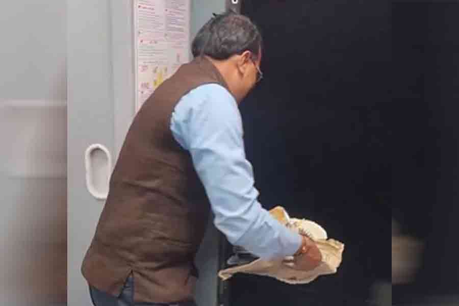 Many people in India throw garbage without considering the place