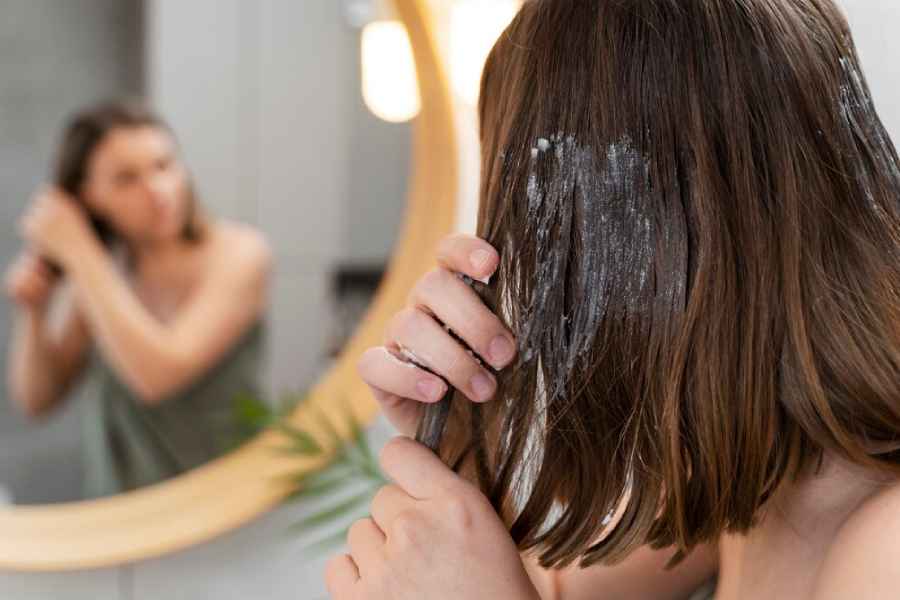 Here\\\\\\\\\\\\\\\\\\\\\\\\\\\\\\\'s a more detailed look at how Brahmi can benefit your hair