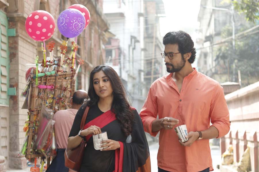 Review of Bengali film Chhaad starring Paoli Dam