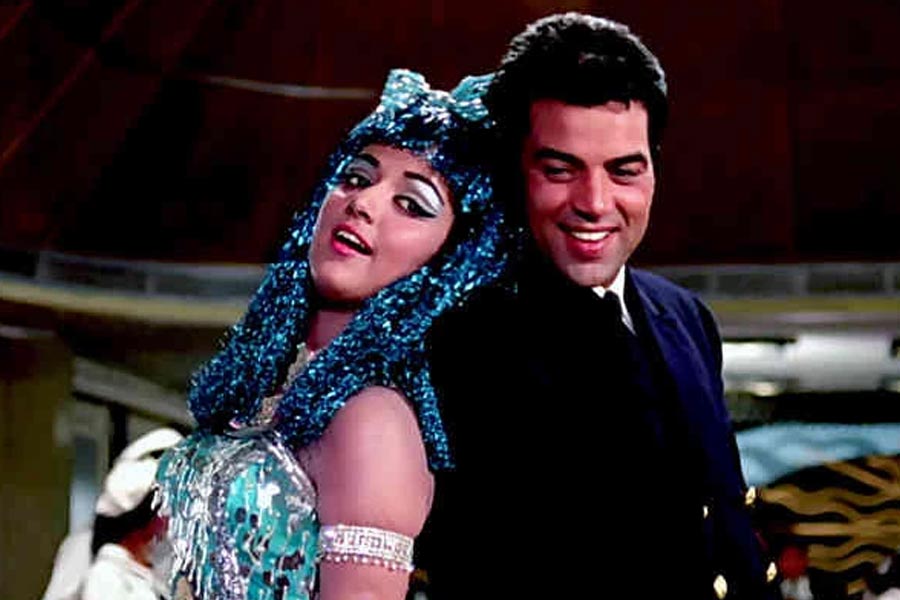 Dharmendra and Anita Raj