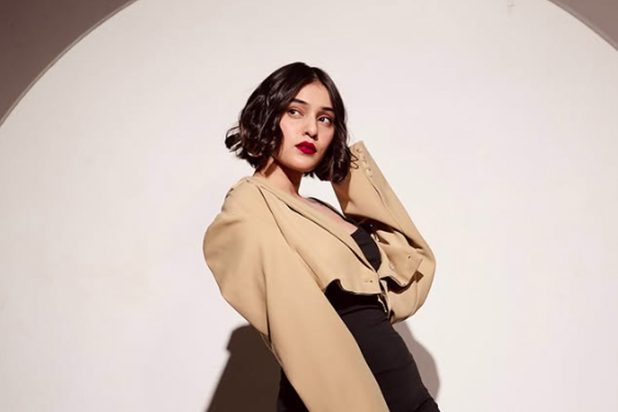 All you need to know about mystery girl RJ Mahvash, with whom Yuzvendra Chahal was spotted during Champions Trophy final