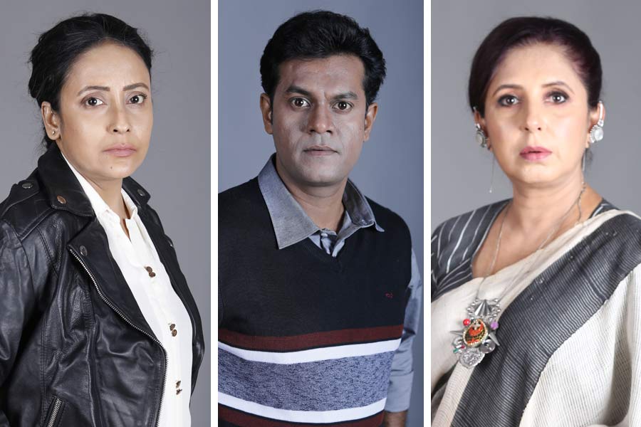 Makers have revealed the first look of the web series Detective Charulata as a ttribute to Feluda starring Surangana Bandyopadhyay