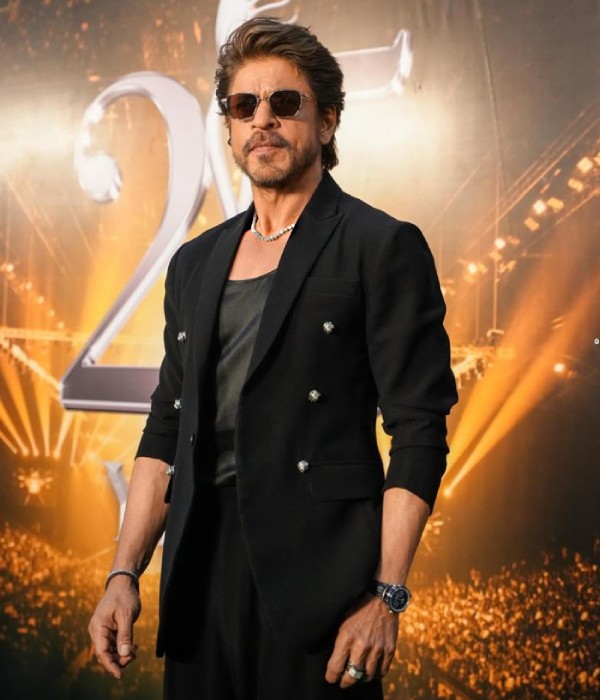 শাহরুখের ‘মব ফ্যাশন’।