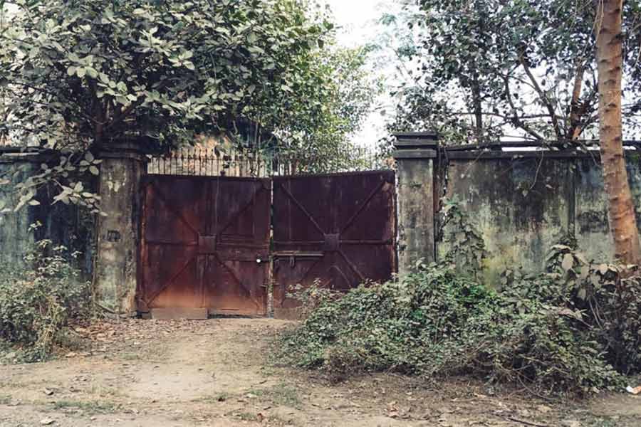 Its good for citizens if Government can bring Investment in our country, but what about those factories that are closed, how to revive them