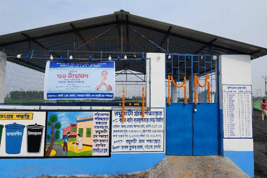 Several Waste Management plants are lying abandoned at Arambagh