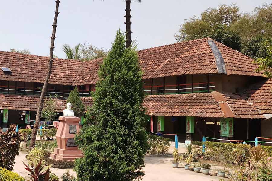 Children of an orphanage of Egra gloomy as they could not celebrate Dol Yatra with other children