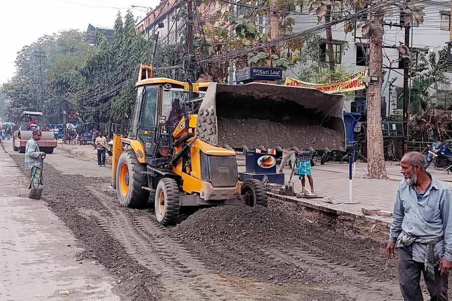 Construction work of Siliguri  municipality is on hold due to land dispute
