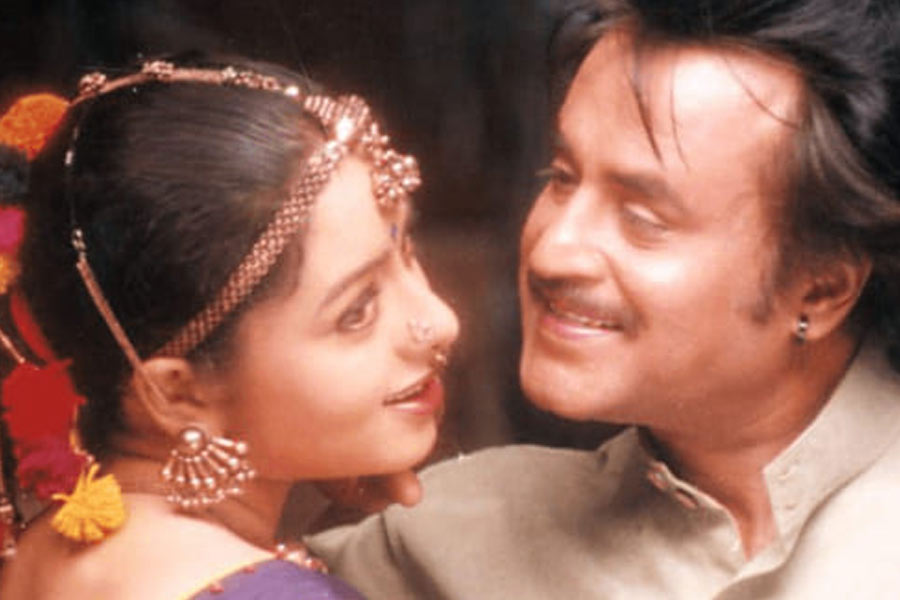 All need to know about south actress Soundarya aka Sowmya Sathyanarayana and controversy related to her death