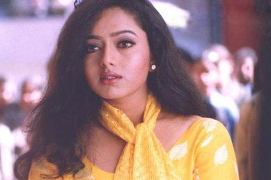 All need to know about south actress Soundarya aka Sowmya Sathyanarayana and controversy related to her death