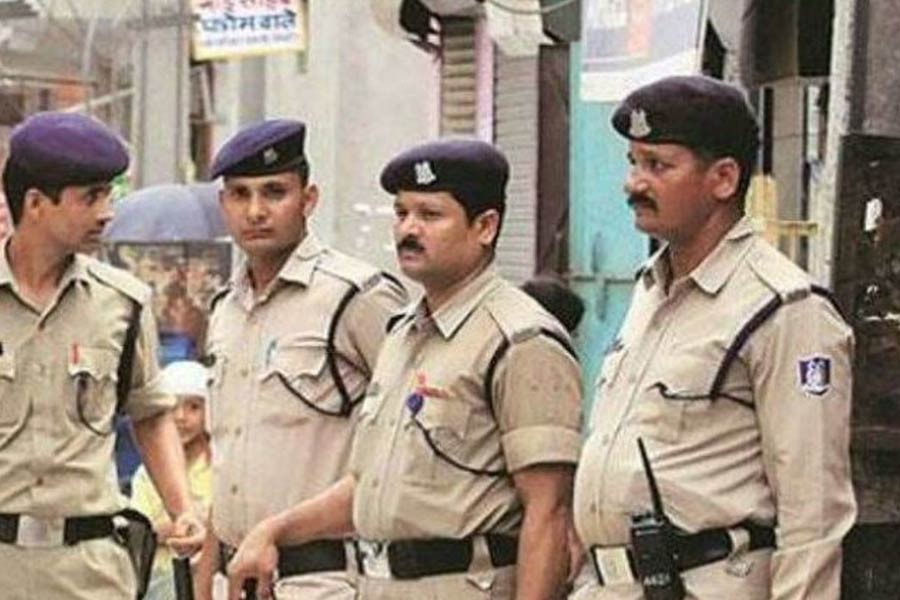 Police investigating as body of a new-born recovered in Rewa of Madhya Pradesh dgtl