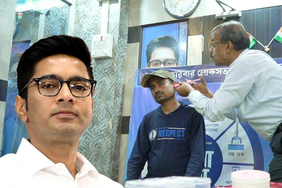 Advanced Hearing Aids To Be Provided To 50 People by Abhishek Banerjee\\\'s Sebaashray