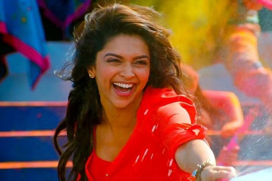 take a cue from bollywood celebrities to dress for this holi dgtl