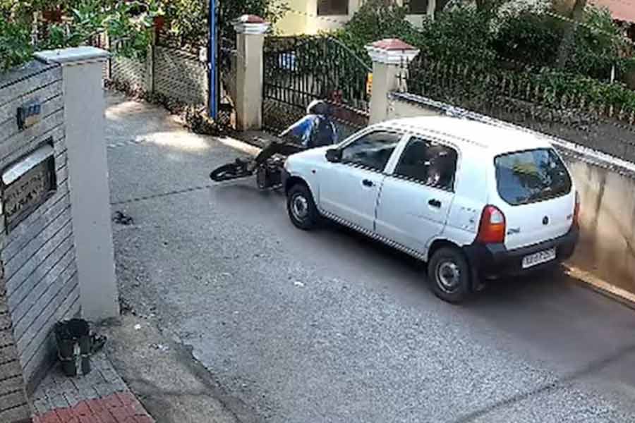 Mangaluru man arrested for allegedly tried to run over neighbor by his car dgtl