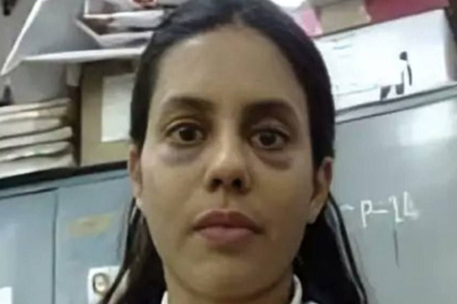 Gold Smuggling Threatens Indian Economy