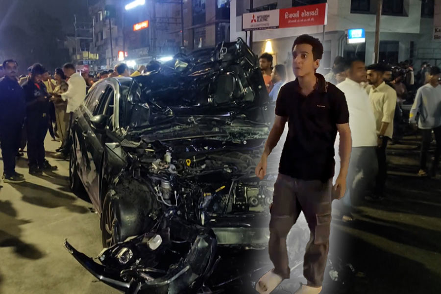 Collision between a car and a two-wheeler in Gujarat's Vadodara resulted in the death of one woman, whereas eight others were injured dgtl