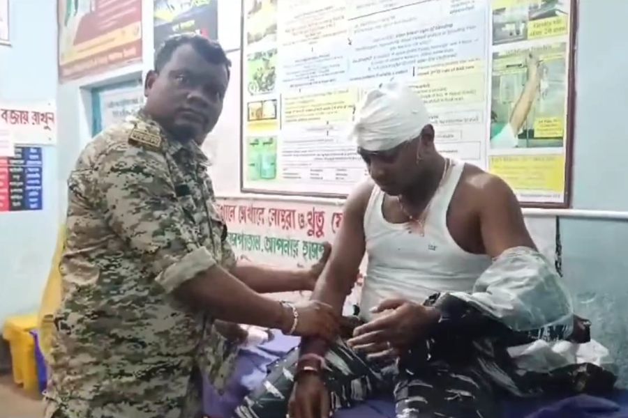 Police Injured in Midnapore
