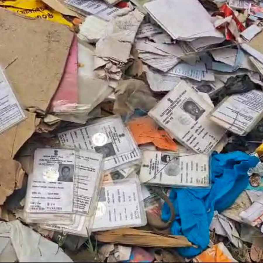 lots of voter cards found lying on road at Santipur