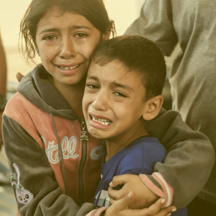 Israeli attack on Gaza continues while Palestinians leave their home for safe shelter during the month of Ramadan dgtl