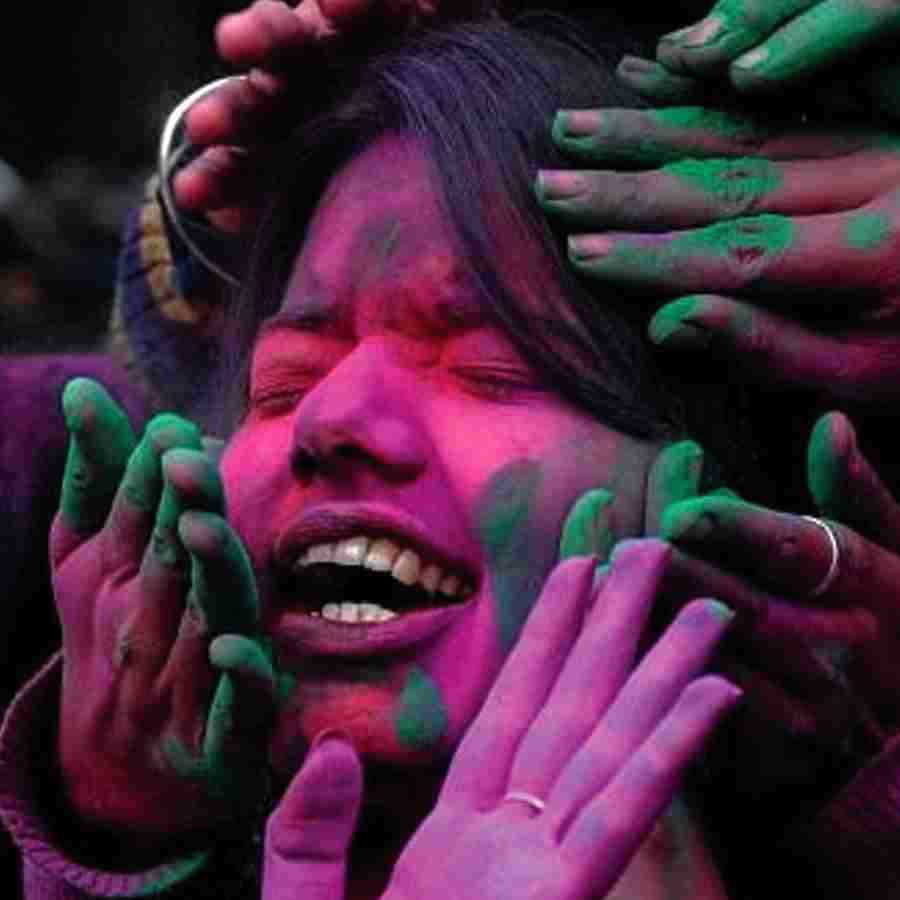 Solo traveller describes her Holi experience in India in her Instagram page which sparks controversy dgtl