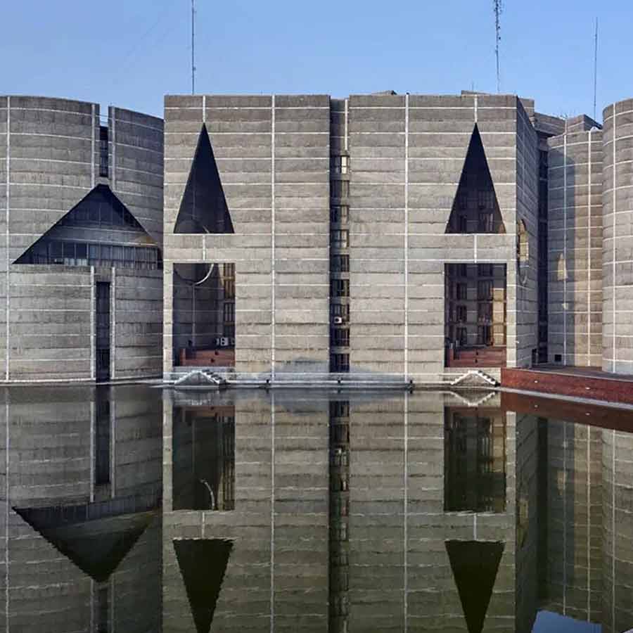 India, Pakistan or Bangladesh, which country pays Members of Parliament more