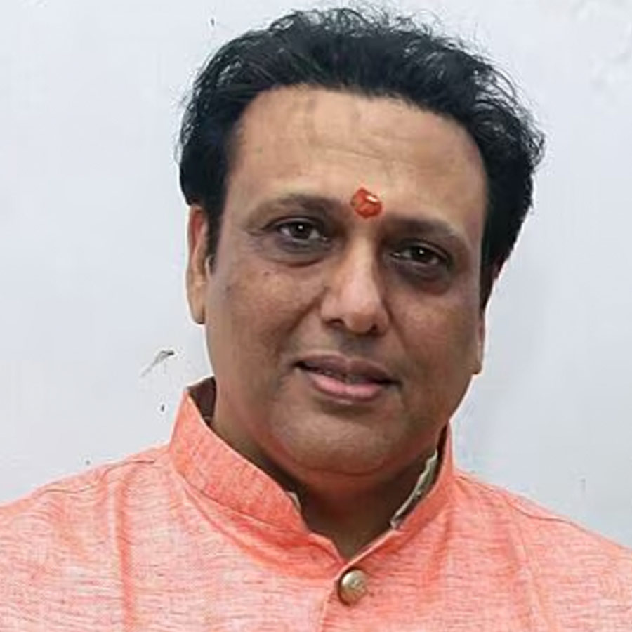 Govinda Visit Ujjain Mahakaleshwar Temple offer prayers amid his divorce rumour with wife dgtl