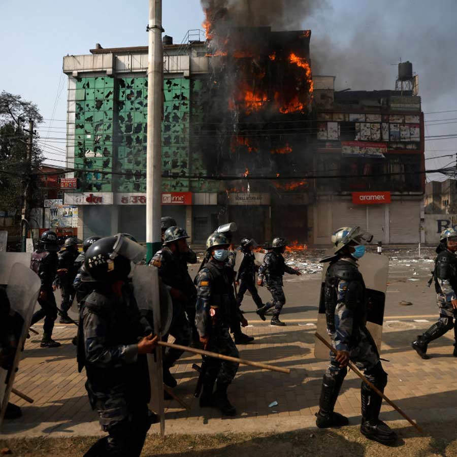 Violent protest in Nepal for Hindu Monarchy, know the reasons