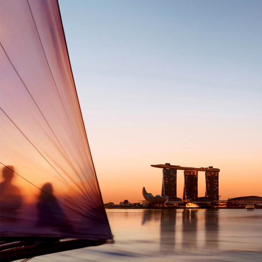 Singapore's transformation from a developing nation to a thriving, high-income economy in asia