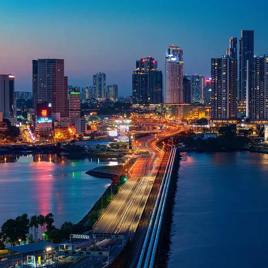 Singapore's transformation from a developing nation to a thriving, high-income economy in asia