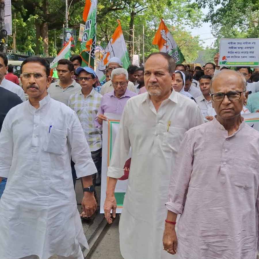 Congress commemorates B C Roy seeking industrialisation