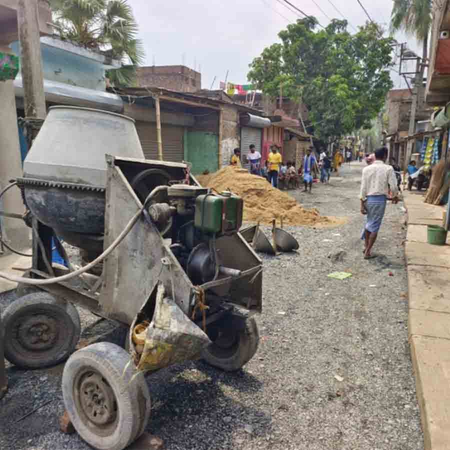 Administration started renovation of road after News of Mamata Banerjee's visit