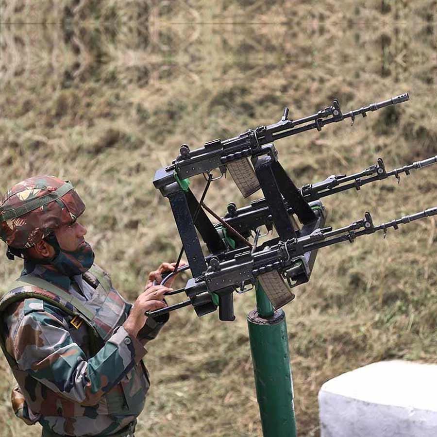 Sources says India has put jammer along its western border to block Pakistani system dgtl