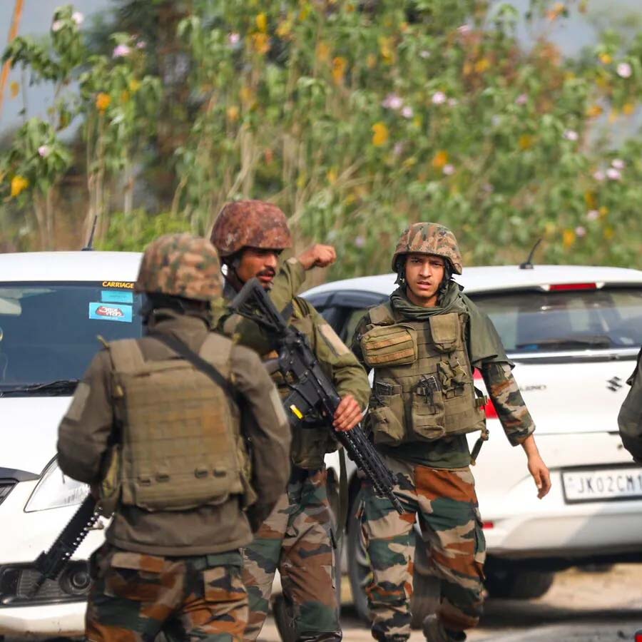 Pakistan appoints ISI chief Lieutenant General Muhammad Asim Malik as NSA to counter Ajit Doval, who is he