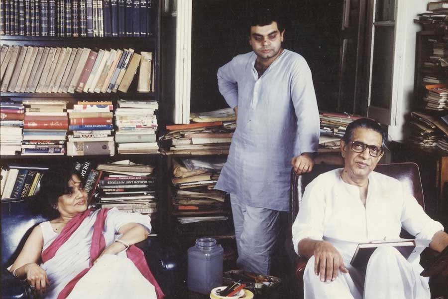 Bengali director Sandip Ray remembers Satyajit Ray’s love for food on his birthday
