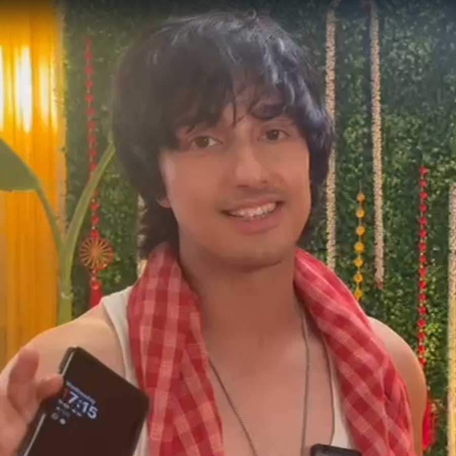 চুপিসারে বিয়ে সারলেন ‘ভিডিয়ো বউমা’র আকাশ? জানুন আসল ঘটনা
