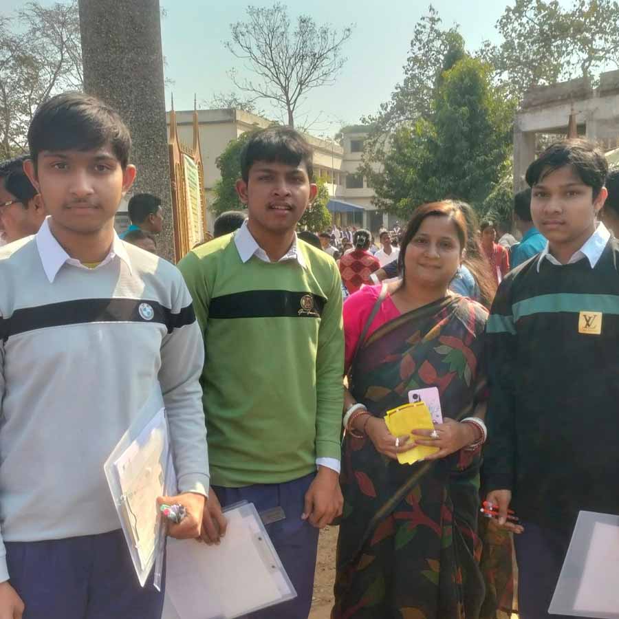 West Midnapore triplet who appeared in Madhyamik Examination 2025 all passed dgtld