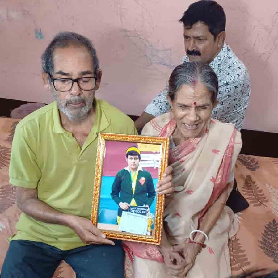 Madhyamik examinees dies