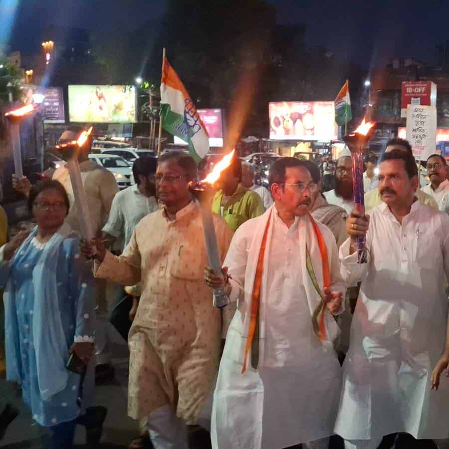 Congress organizes ‘save constitution’ rally amid polarization