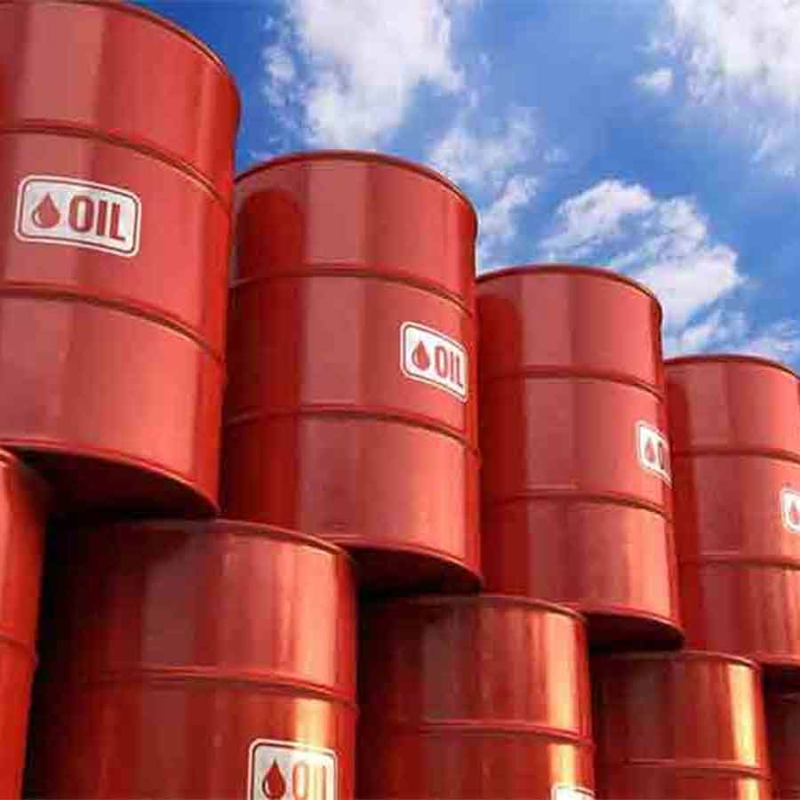 Crude oil prices fall further