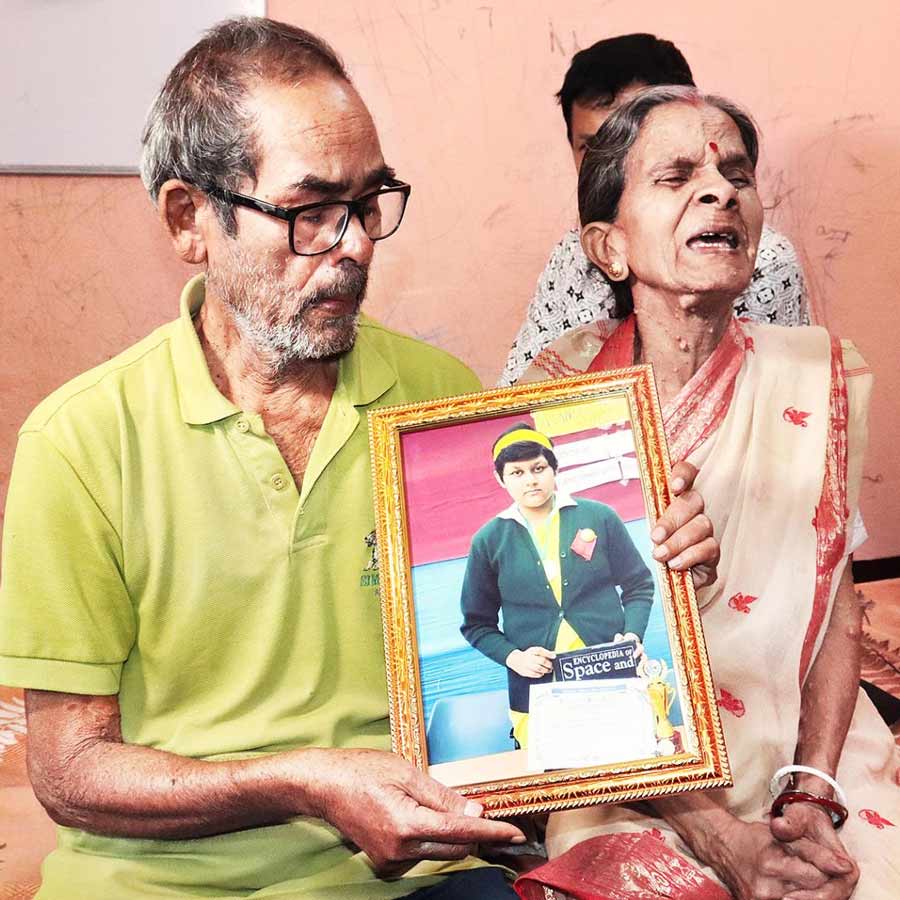 Madhyamik Examinee who stood first in her school died in Jaundice
